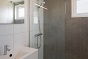 Das Badezimmer des Ferienhauses fr 6 Personen in Nieuwvliet Bad