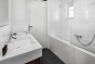 Badezimmer des Ferienhauses fr 8 Personen in Domburg